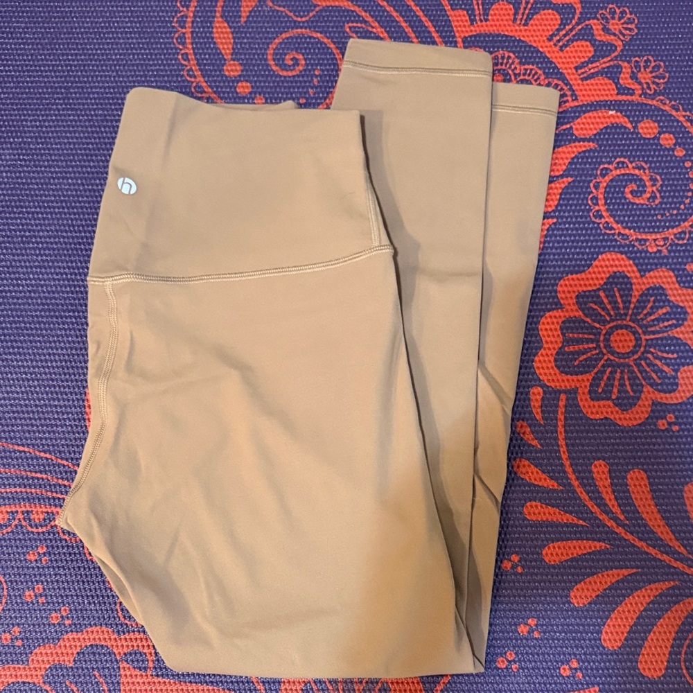 Women's Tan Leggings